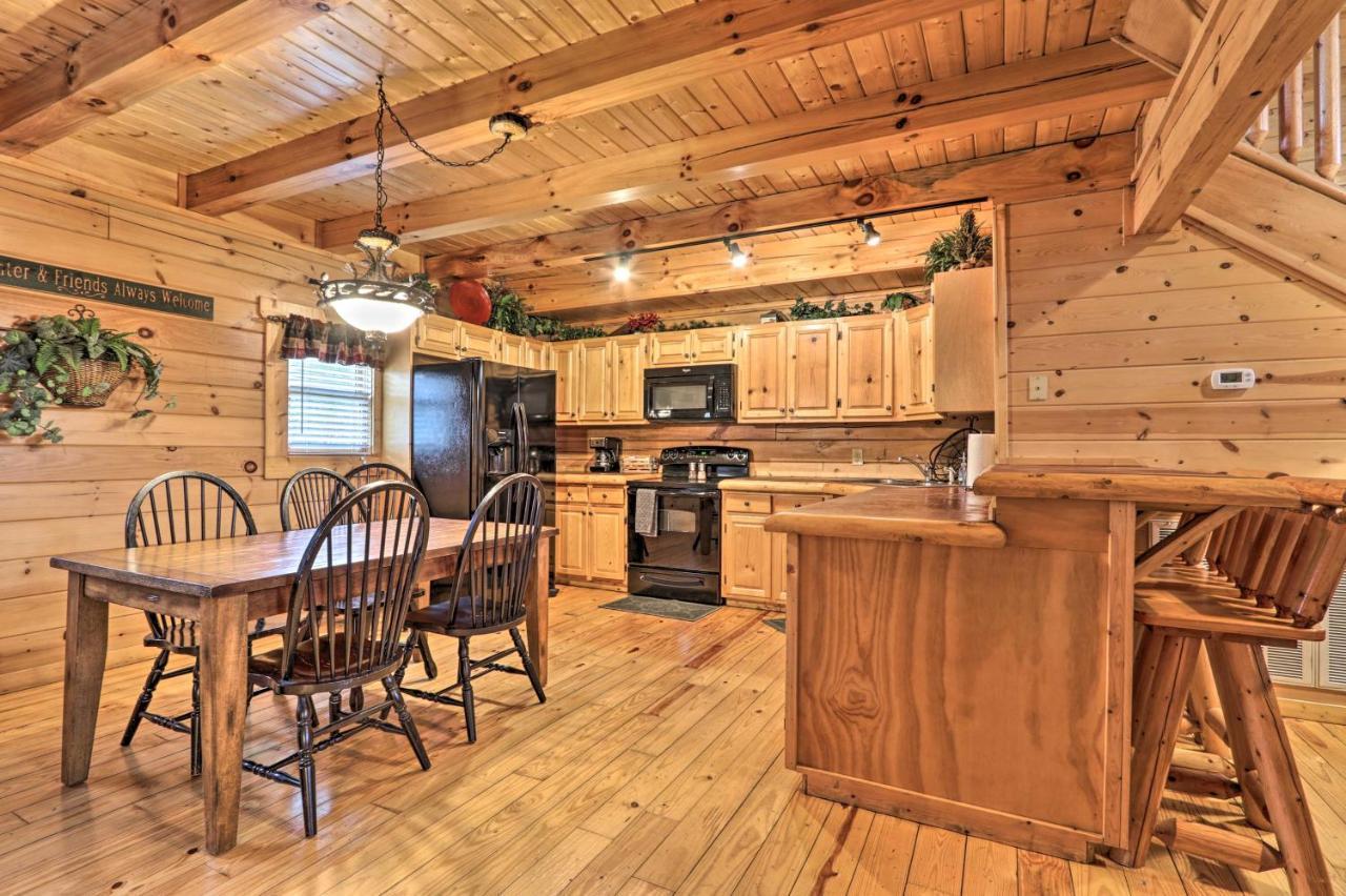 Pigeon Forge Cabin With Games, 1 Mi To Parkway! Buitenkant foto